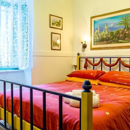 Vakantiehuis Scozilia Piedimonte Etneo